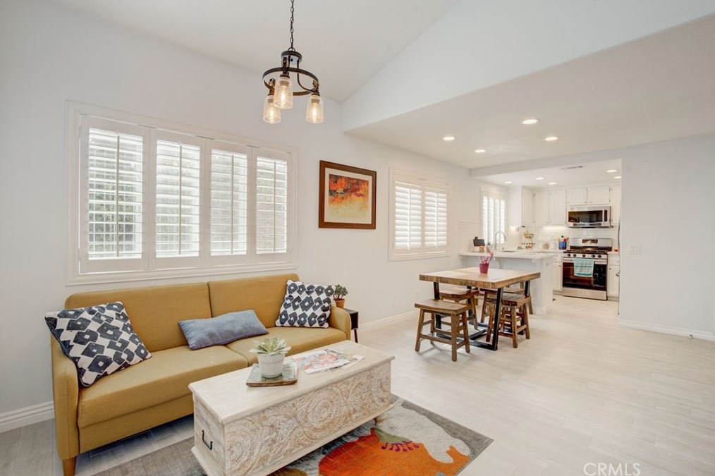 134 Bloomfield Ln, Trabuco Canyon, CA 92688