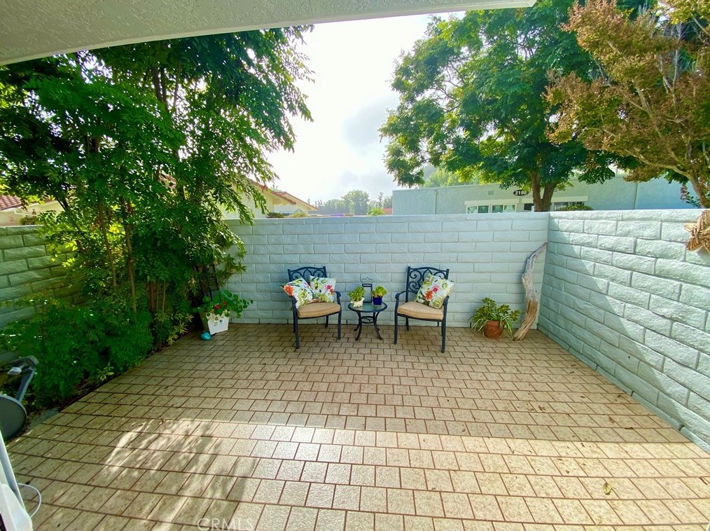 2200 Via Mariposa #f, Laguna Beach, CA 92637
