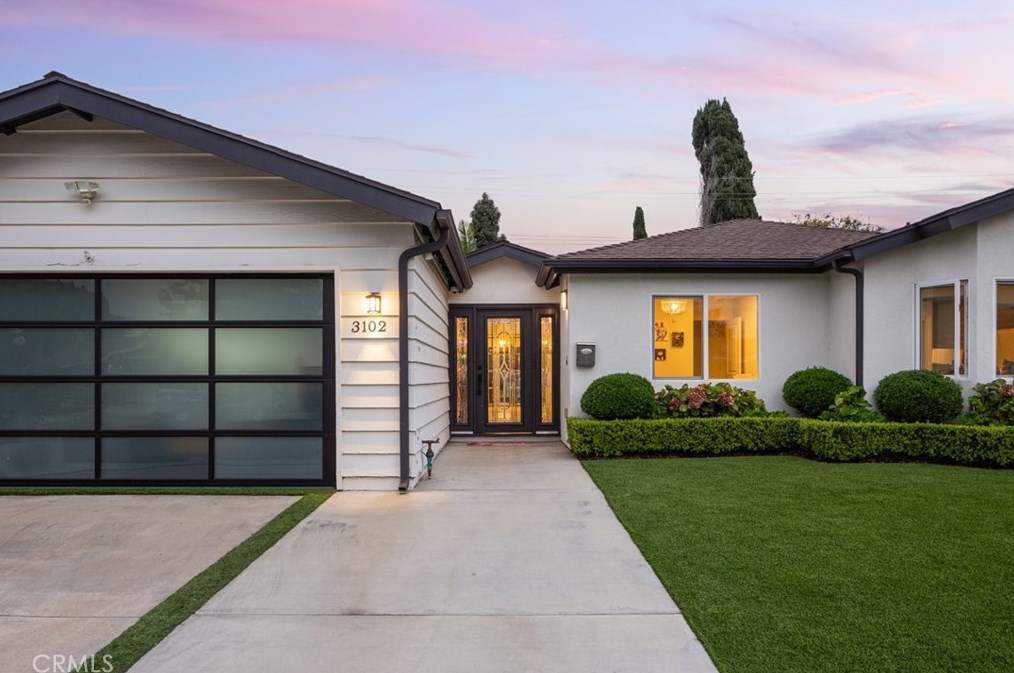3102 Roanoke Ln, Costa Mesa CA  92626-3022 exterior