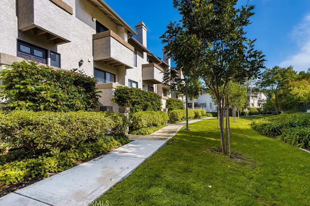 403 Harbor Woods Pl #403, Newport Beach, CA 92660