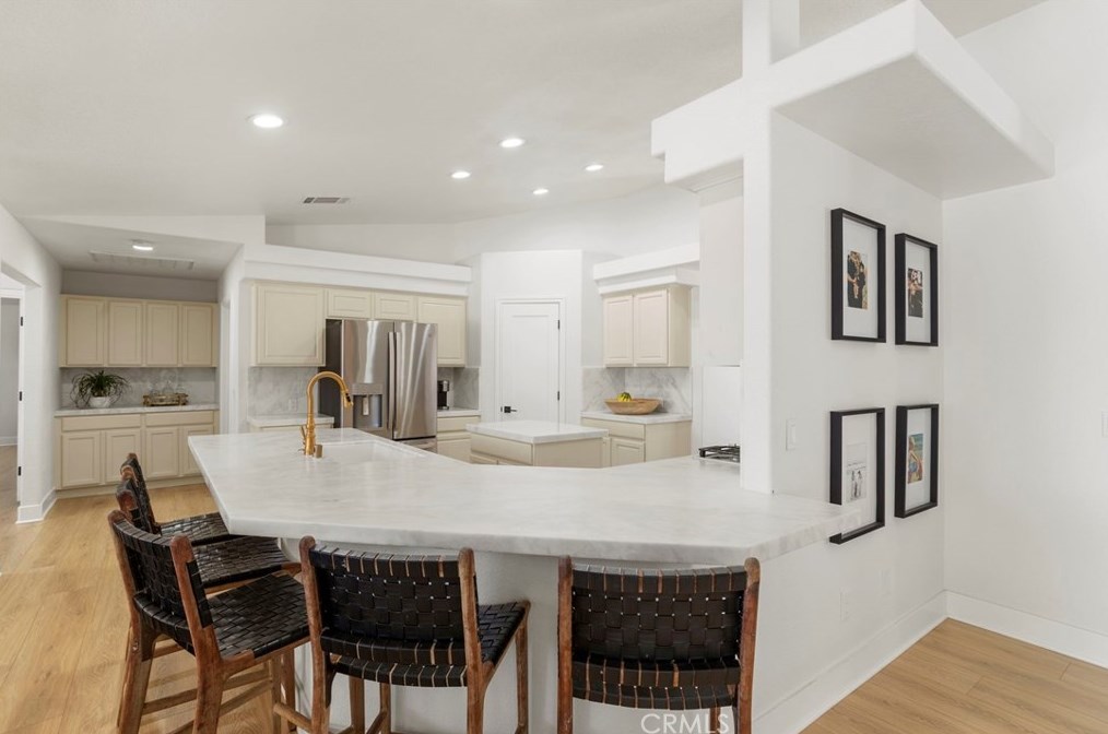 16269 Ridge View Dr, Apple Valley CA  92307-1271 exterior