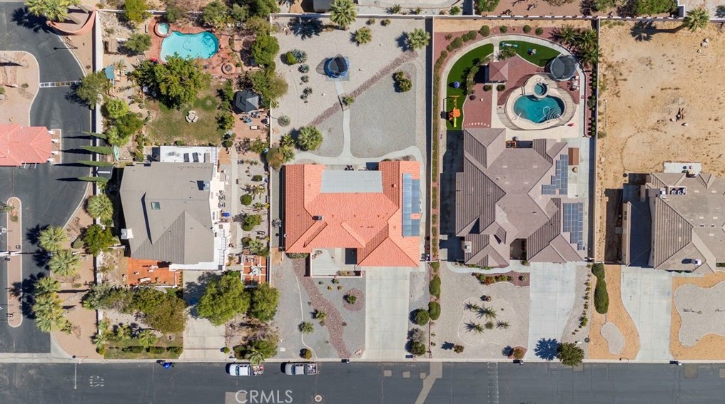 16269 Ridge View Dr, Apple Valley CA  92307-1271 exterior