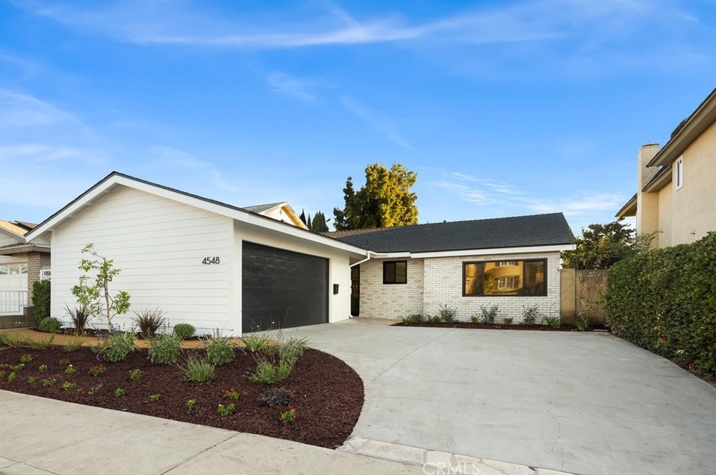 4548 Guava Ave, Seal Beach, CA 90740