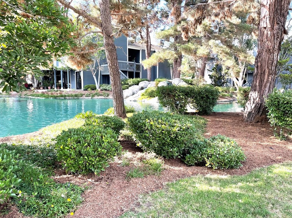 20355 Seabright Ln, Huntington Beach, CA 92646-8541