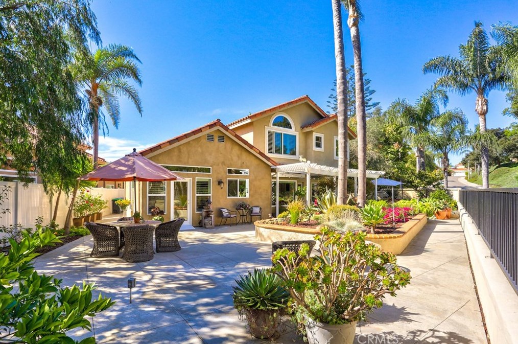 2 Bastia, Laguna Beach, CA 92677-8932