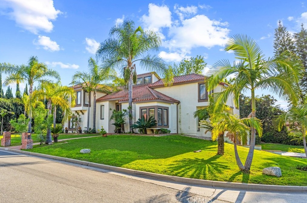 5511 Emerywood Dr, Buena Park, CA 90621-1636