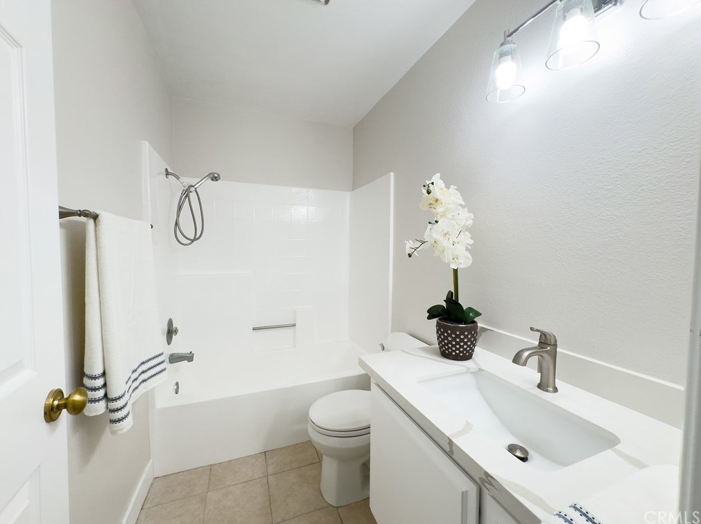 28686 Highpoint Ave, Moreno Valley CA  92555-7005 exterior