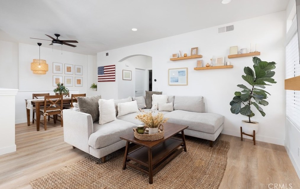 27 Montara Dr, Laguna Beach, CA 92656