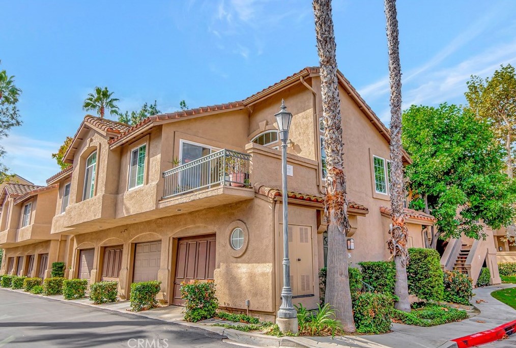 62 Sentinel Pl, Laguna Beach, CA 92656-3331