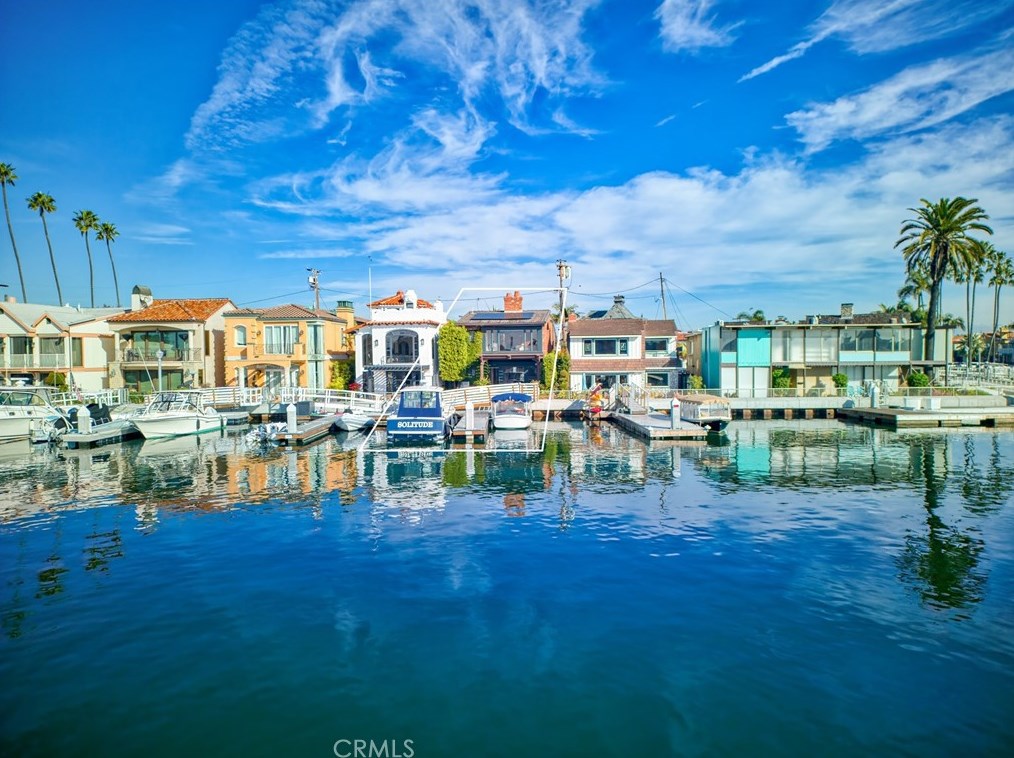 5661 Corso Di Napoli, Long Beach, CA 90803-4010