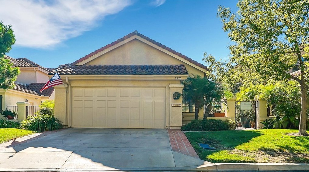 2220 Vista Valley Ln, Vista, CA 92084