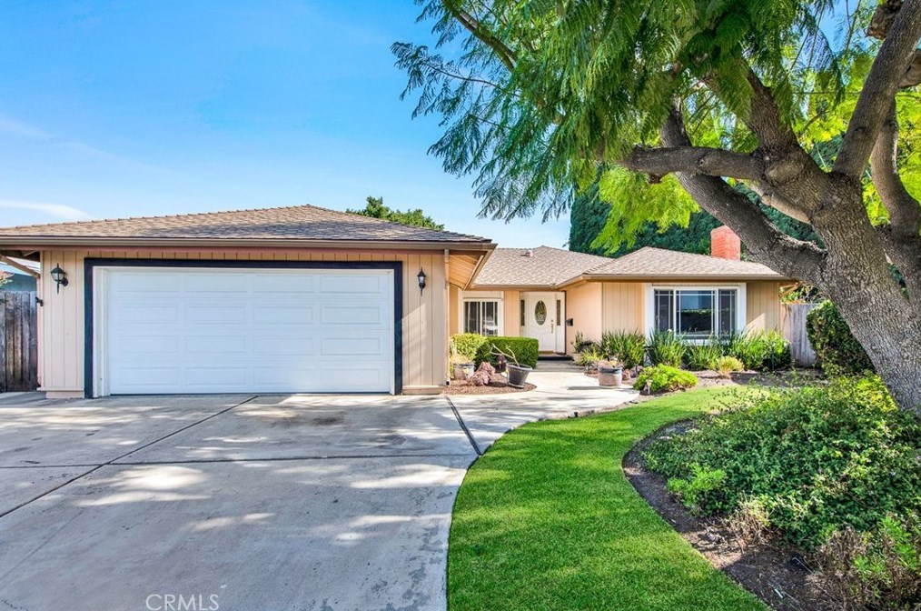 14402 Oxford Ave, Tustin, CA 92780-6318