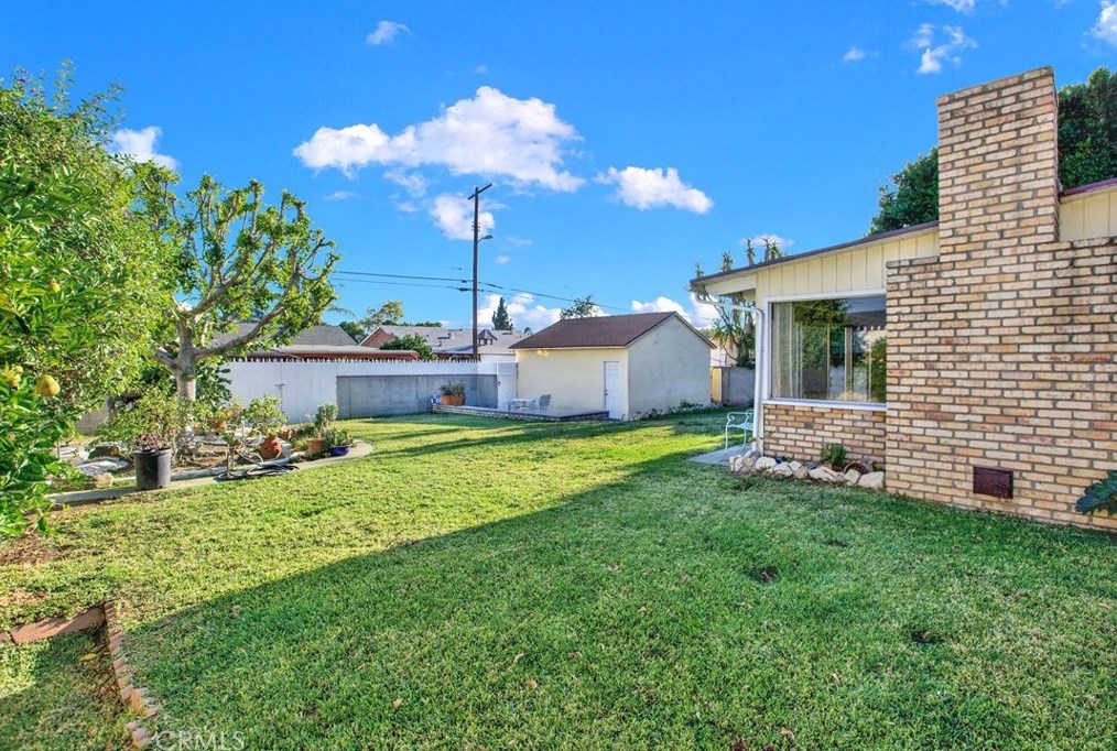 13118 Branford St, Los Angeles CA  91331-4712 exterior