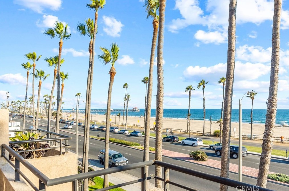 1200 Pacific Coast Hwy #316, Huntington Beach, CA 92648