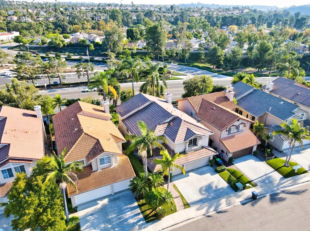 24662 Monita Cir, Laguna Beach, CA 92677-3733