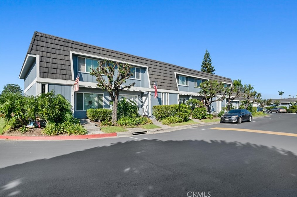 21209 Sailors Bay Ln, Huntington Beach, CA 92646-6909