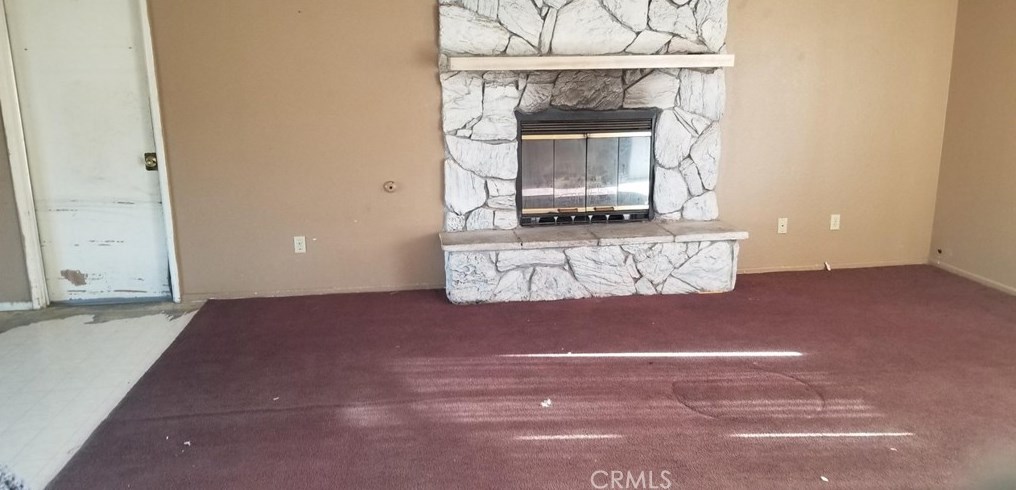 7694 Bangor Ave, Hesperia CA  92345-6858 exterior