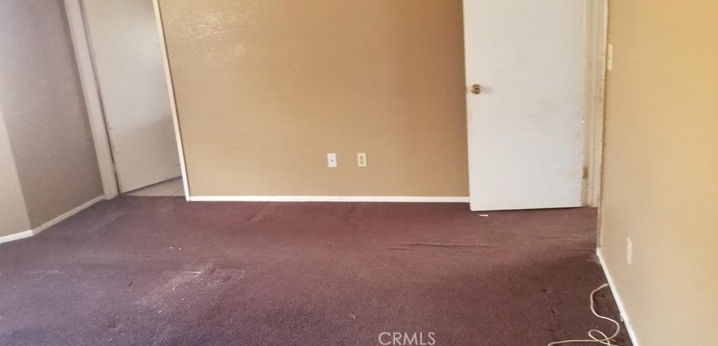 7694 Bangor Ave, Hesperia CA  92345-6858 exterior