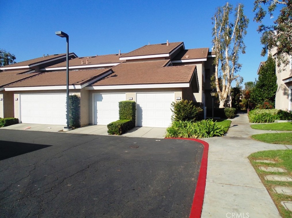 65 Goldenrod, Irvine, CA 92614
