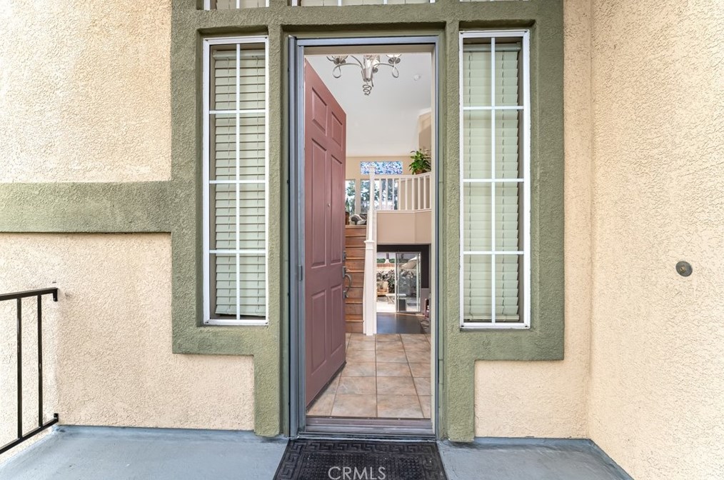 3071 Promenade, Costa Mesa, CA 92626-3053