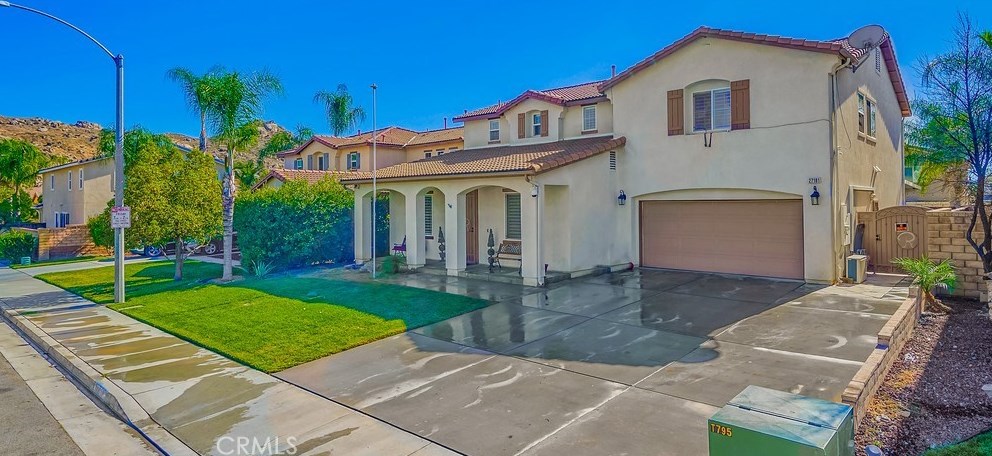 27181 Woodglen Ln, Moreno Valley, CA 92555-4534