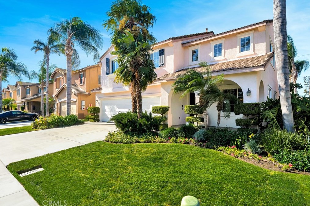 7621 Coffeeberry Dr, Corona, CA 92880-8530
