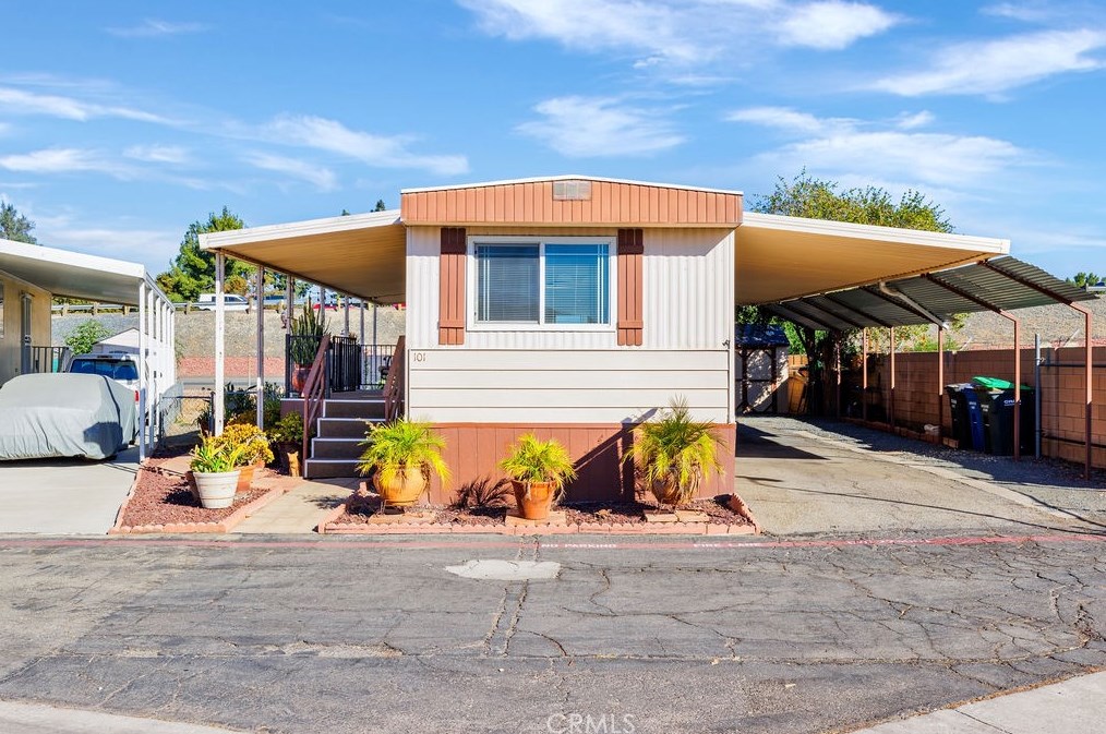 25526 Redlands Blvd #101, Loma Linda, CA 92354