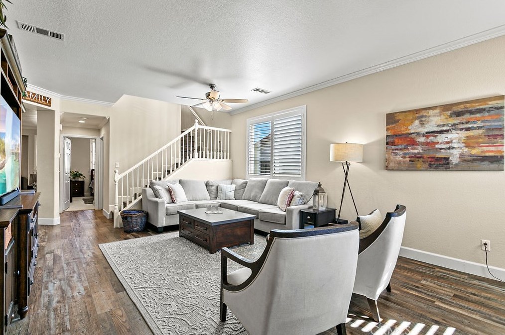 29292 Point Shore Dr, Lake Elsinore, CA 92530