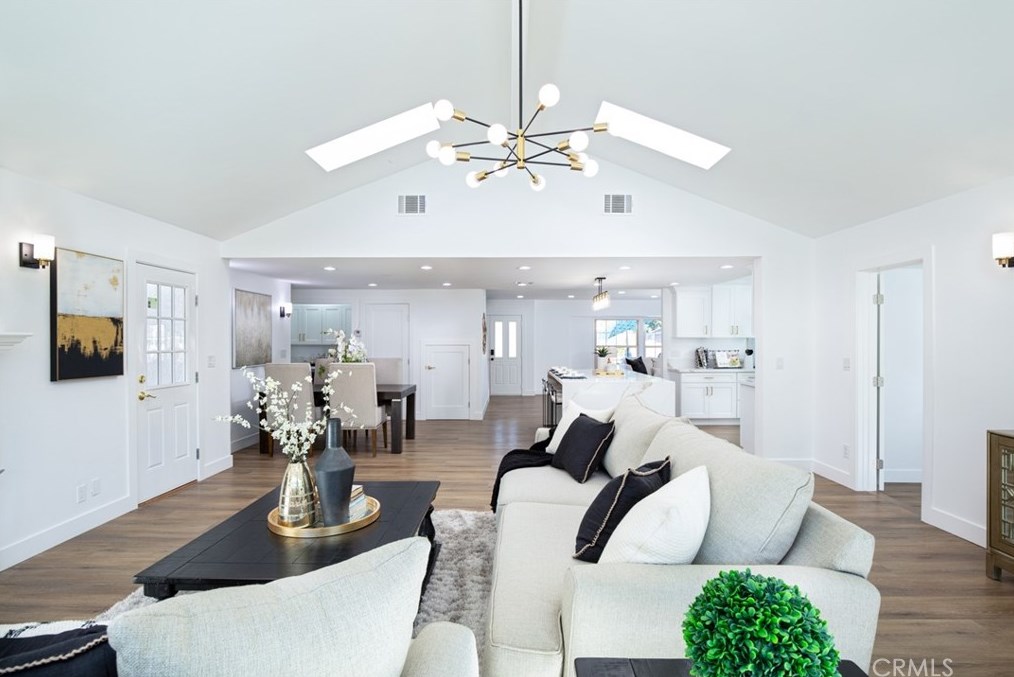 17353 Ash St, Santa Ana CA  92708-3413 exterior