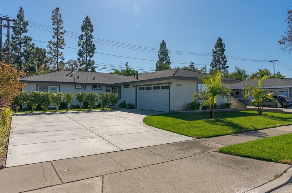 10676 Morning Glory Ave, Santa Ana, CA 92708