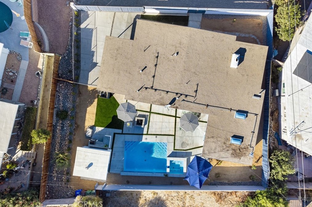 38855 Paradise Way, Cathedral City CA  92234-2356 exterior