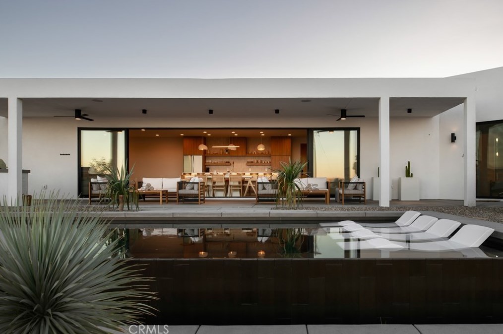 6715 Juniper Rd, Joshua Tree, CA 92252