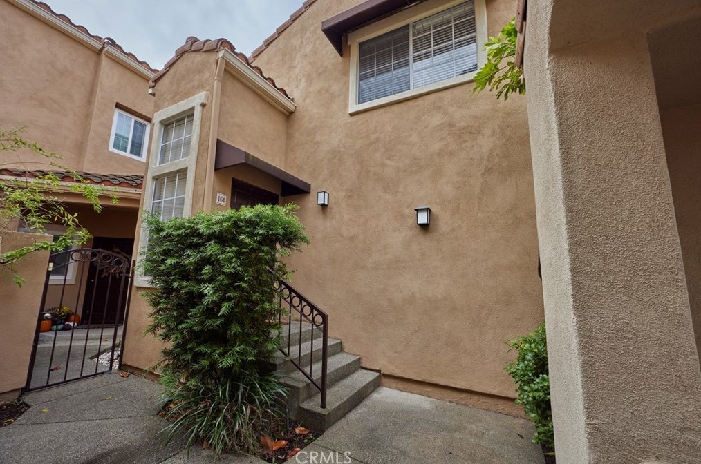 164 Chandon, Laguna Beach, CA 92677-5734