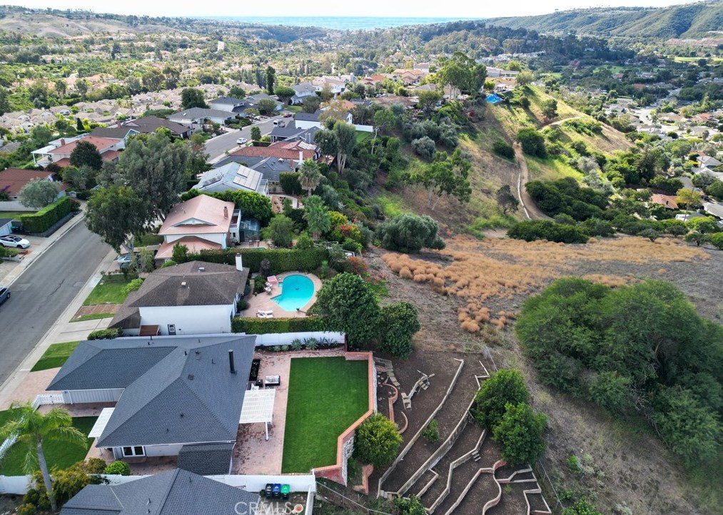 24545 Los Serranos Dr, Laguna Beach CA  92677-2141 exterior