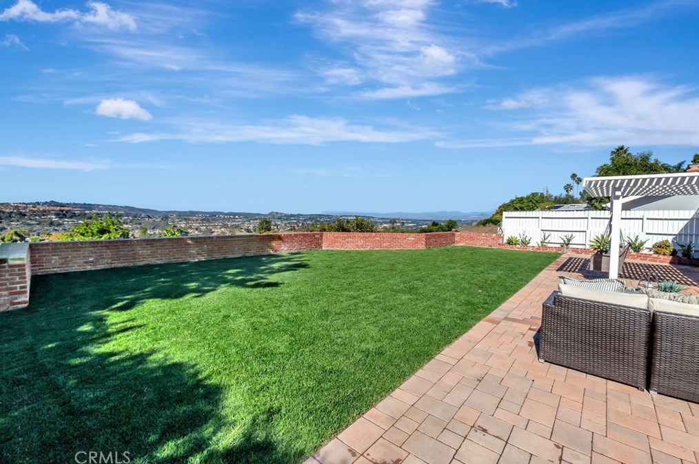 24545 Los Serranos Dr, Laguna Beach CA  92677-2141 exterior