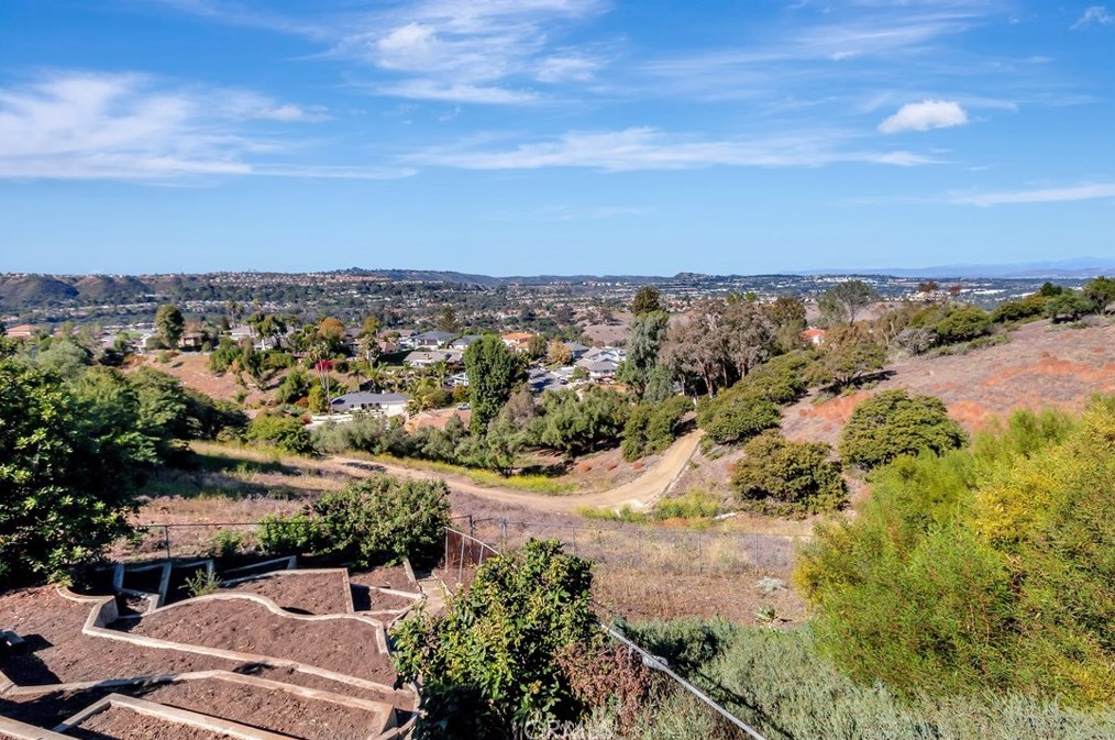 24545 Los Serranos Dr, Laguna Beach CA  92677-2141 exterior
