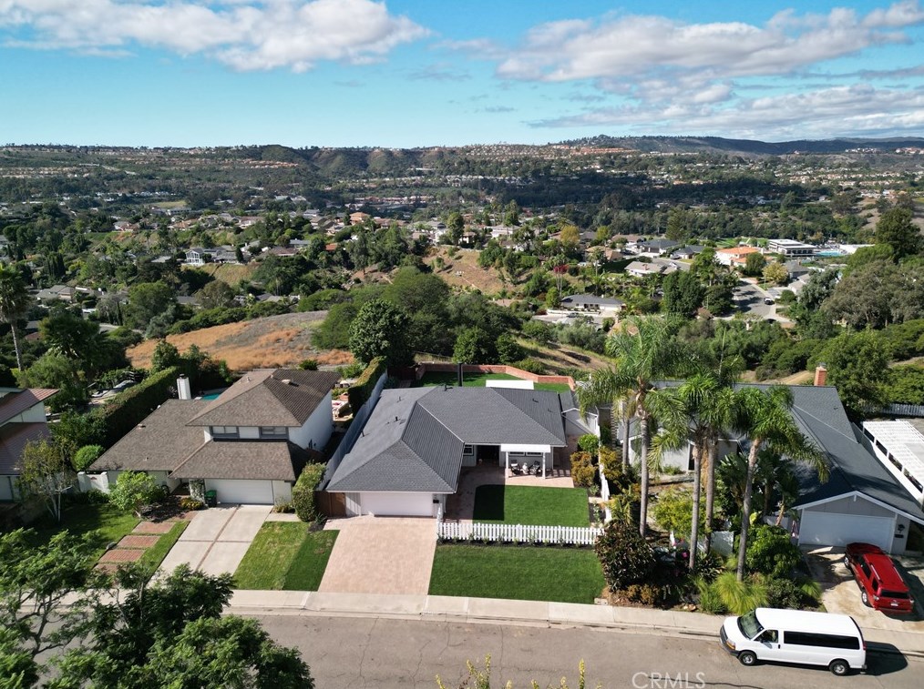 24545 Los Serranos Dr, Laguna Beach CA  92677-2141 exterior