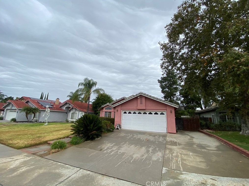 26460 Mapleridge Way, Moreno Valley, CA 92555-2205