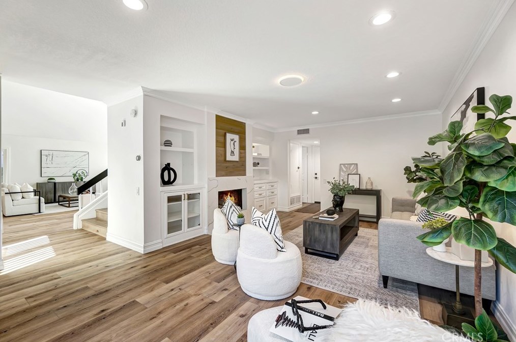 26121 Sally Dr, El Toro CA  92630-5540 exterior