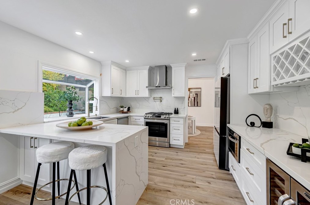 26121 Sally Dr, El Toro CA  92630-5540 exterior