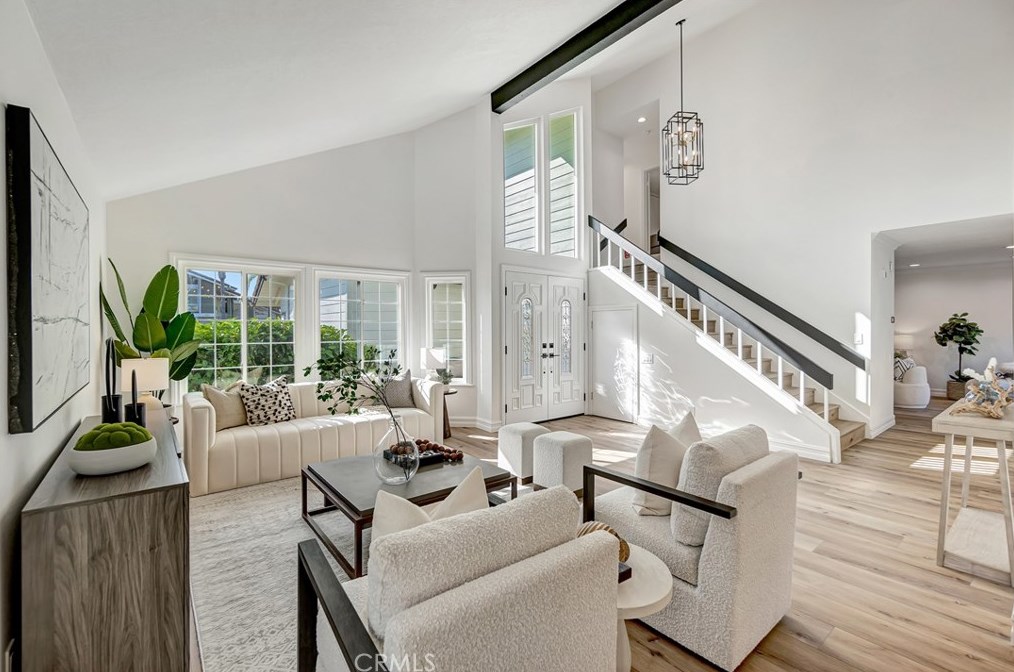 26121 Sally Dr, El Toro CA  92630-5540 exterior