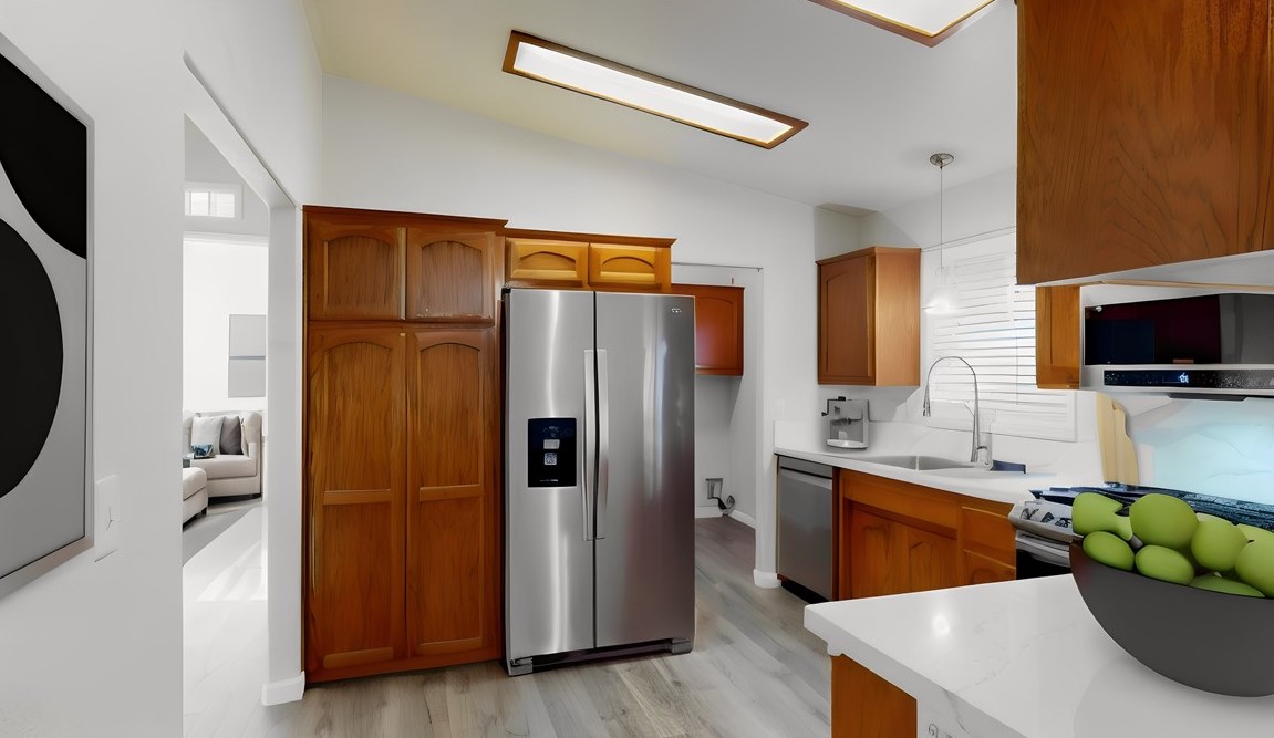 84 Seville, Tustin CA 92780-5958 exterior