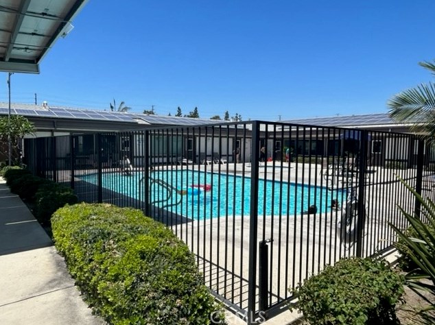 84 Seville, Tustin CA 92780-5958 exterior