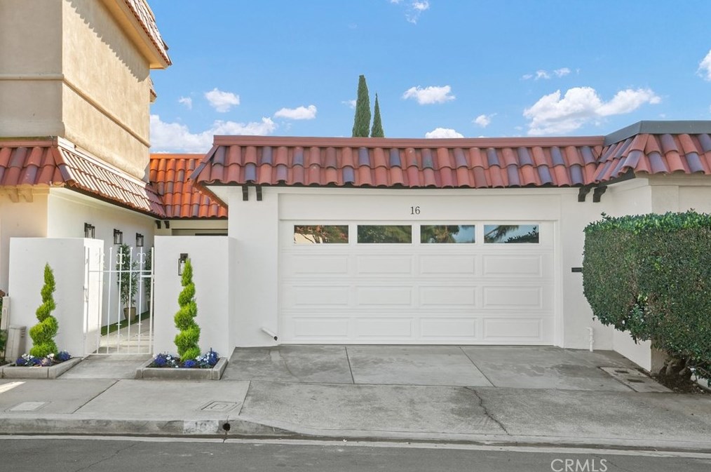 16 Satinwood Way, Irvine, CA 92612