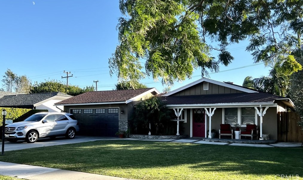 7062 Betty Dr, Huntington Beach, CA 92647