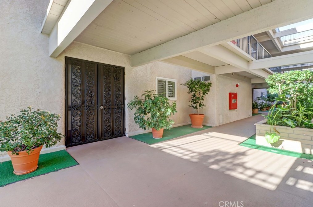 5499 Paseo Del Lago #1a, Laguna Beach, CA 92637