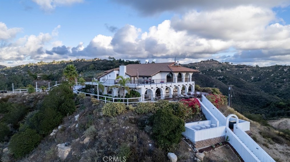 2375 Daily Dr, Fallbrook CA  92028-9101 exterior