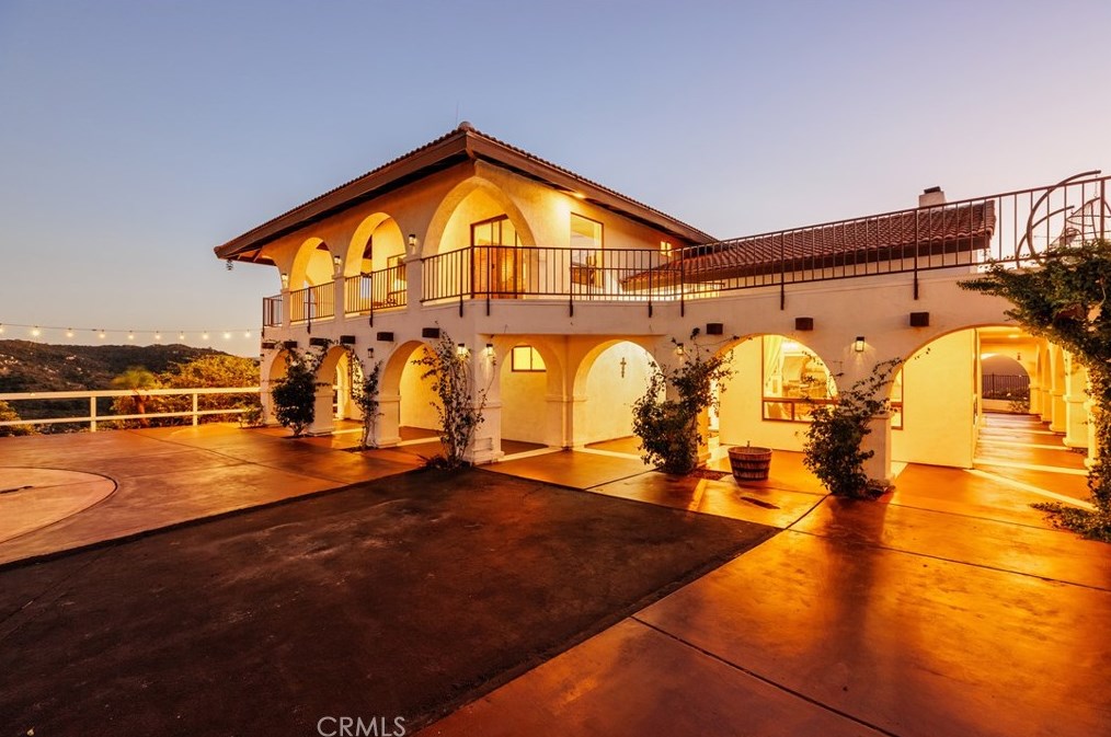 2375 Daily Dr, Fallbrook CA  92028-9101 exterior