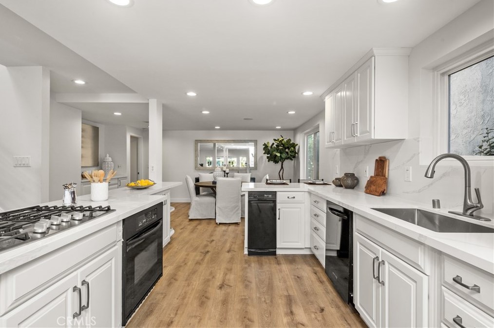 21759 Tahoe Ln, El Toro CA  92630-1932 exterior