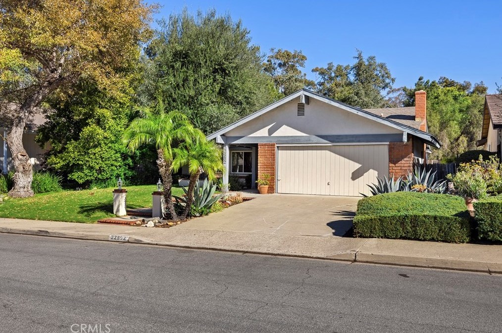 22852 Belquest Dr, El Toro, CA 92630